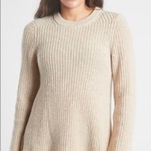 NWT Athleta Cream Crew Neck Sweater